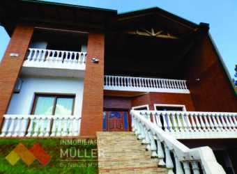 Casa en Barrio Weber